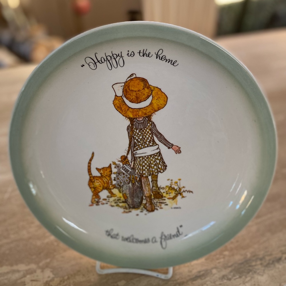 Nostalgic 1970”s vintage plate by American Greetings Friendship Cat Floral